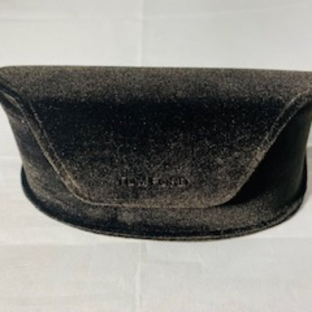 Authentic!! Tom Ford Velvet Eyeglasses/Sunglasses Clamshell Case